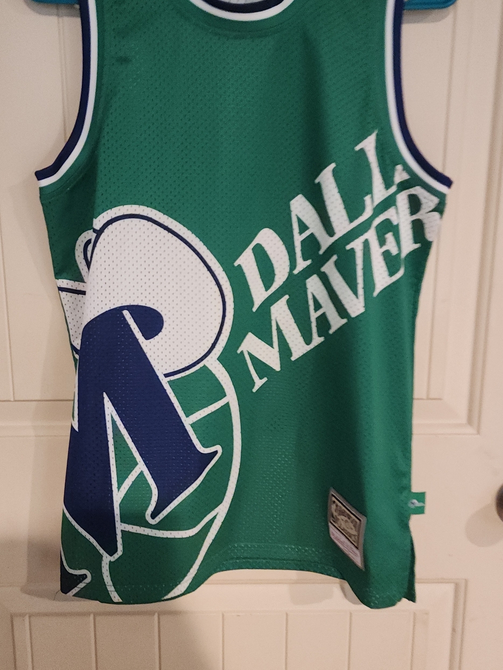 Mitchell & Ness Dallas Mavericks Green and Navy Retro Jersey
